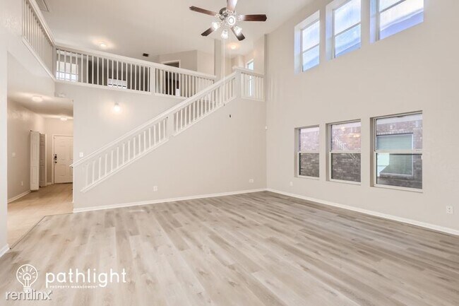 Building Photo - 4 br, 2.5 bath House - 8819 Olmstead Park ...