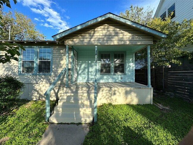 Building Photo - 1403 Clifford Ave