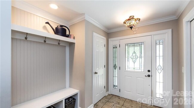Building Photo - 8511 Viking Dr