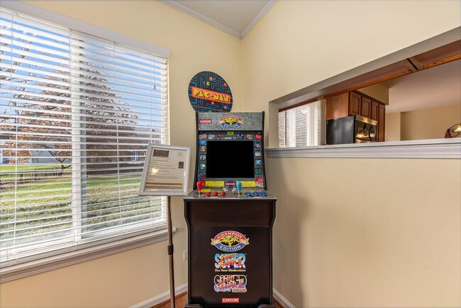 Building Photo - 2483 Warm Springs Ln