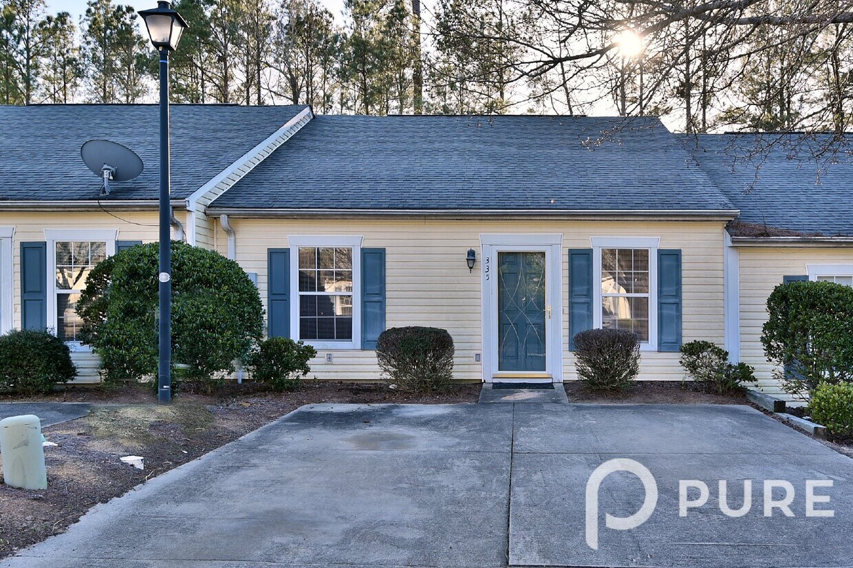 Primary Photo - 335 Twin Eagles Dr, Columbia, SC 29203