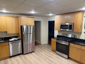 Photo - 33-33 Graves Ave Apartment