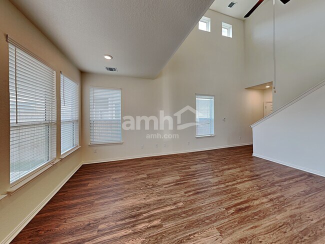 Foto del edificio - 340 Aspen Waters