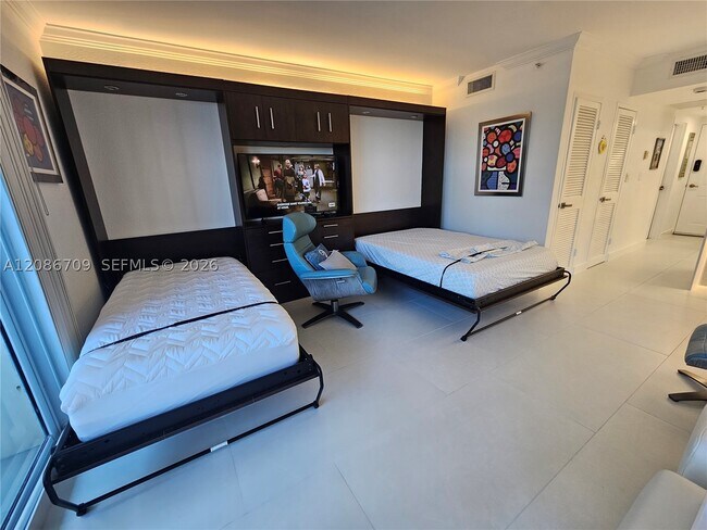 Foto del edificio - 2501 S Ocean Dr