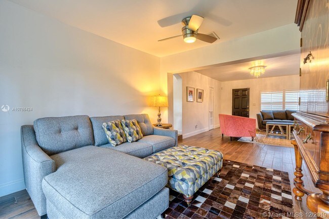 Foto del edificio - 516 SW 12th Ave
