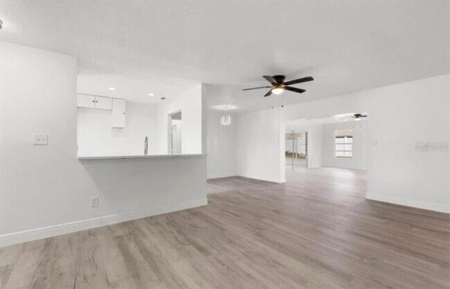 Building Photo - 14915 Gentilly Pl