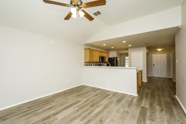 Building Photo - 8813 Sagebrush Trail
