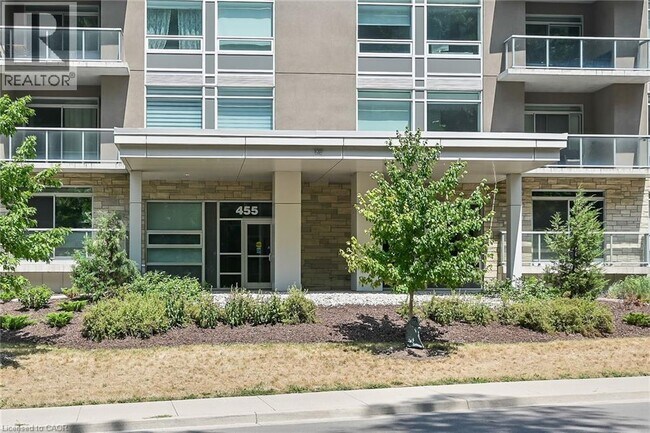 Building Photo - 455 Charlton Ave E