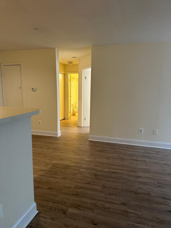 Building Photo - 9907 Boysenberry Way