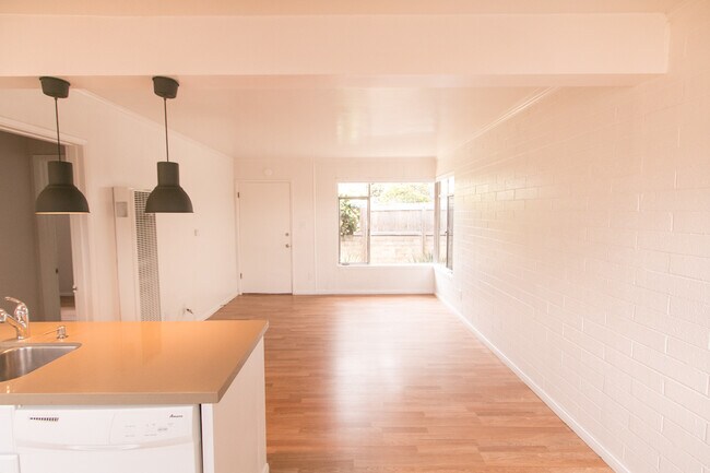 Foto del edificio - Charming 1br/1ba with Mid Century Touches in Ocean Beach/Point Loma
