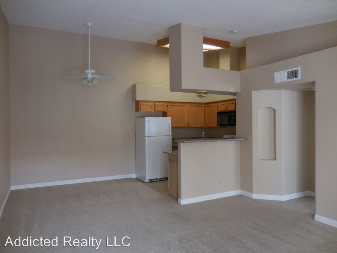 Foto principal - 1575 W Warm Springs Rd