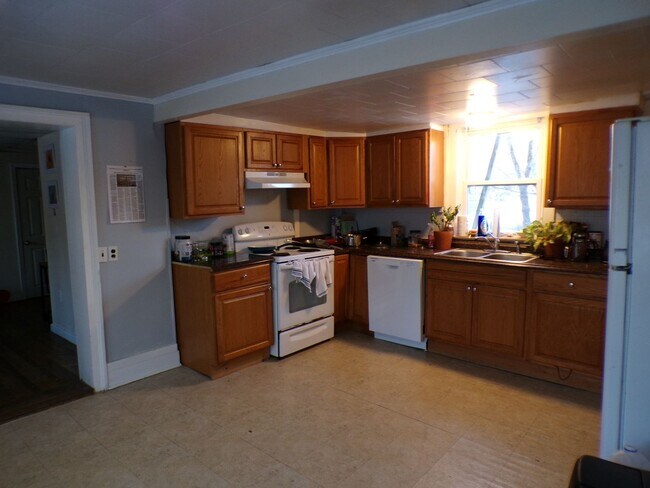 Foto del edificio - 74 N Main Ave