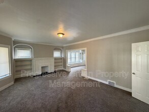 Building Photo - 3346 E 134th St