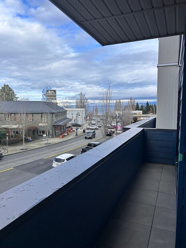 Photo du bâtiment - 164-2164 Alberni Hwy