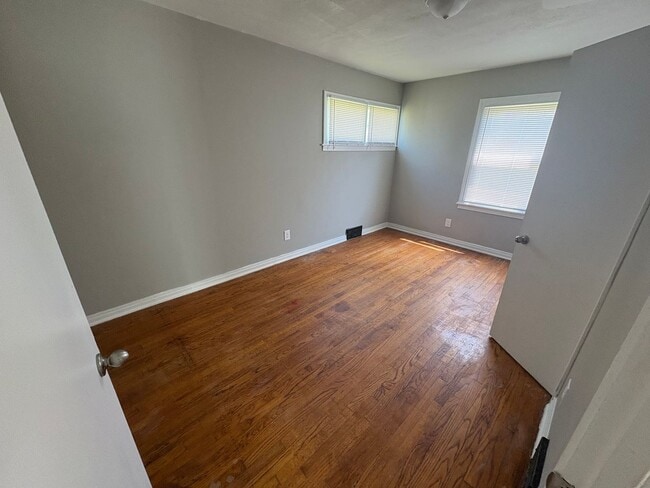Foto del edificio - 525 S Everett Ave