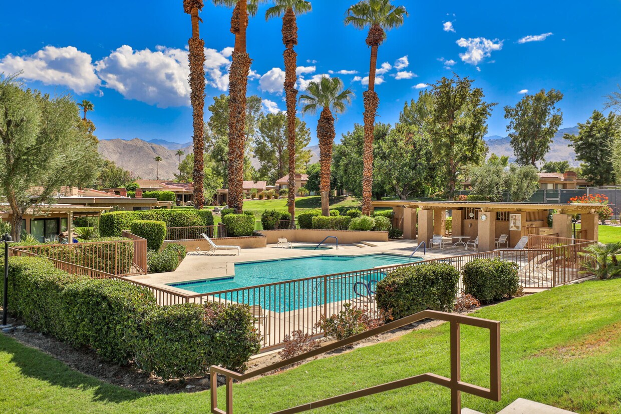 Foto principal - 48992 Canyon Crest Ln