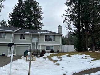 Building Photo - 12521 N Fairwood Dr