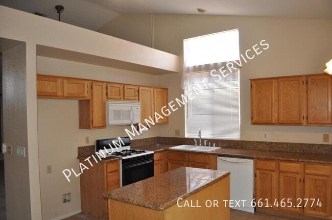 Building Photo - 2656 Alexander Ave