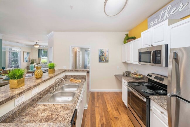 Building Photo - MAA Research Park