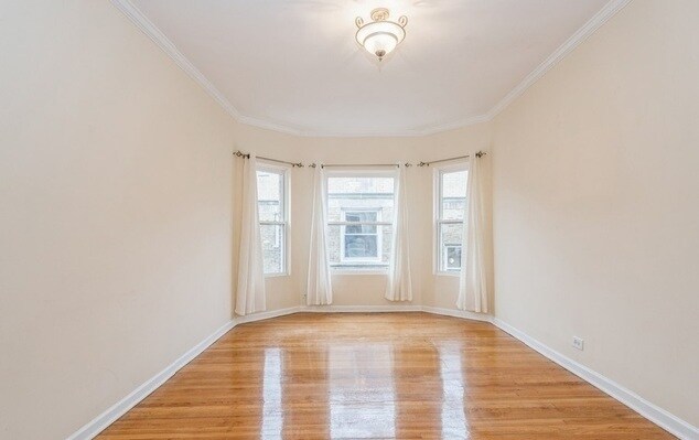 Foto del edificio - 1624 W Farwell Ave