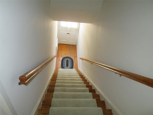 Foto del edificio - 293 Manville Rd