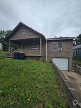 Building Photo - 4409 Myrtle Ave