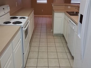 Building Photo - 16547 Beckland Ln
