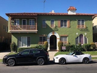 Building Photo - 425 S Cochran Ave