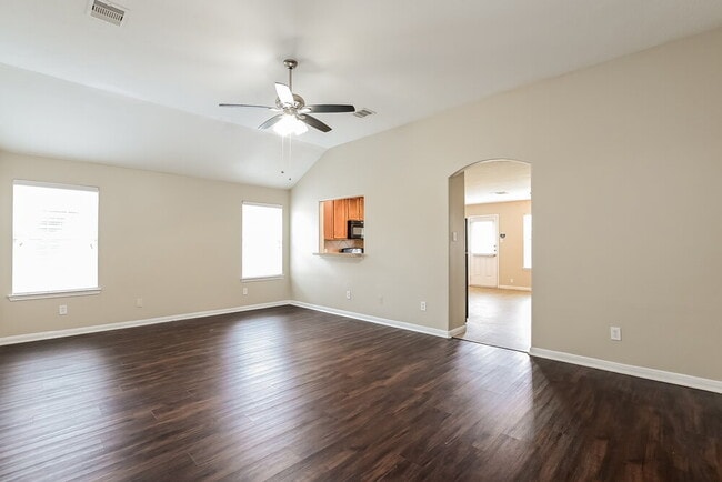 Foto del edificio - 4018 Falvel Shadow Creek Dr