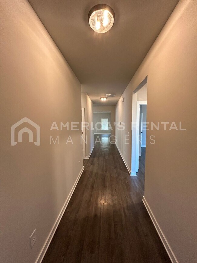 Building Photo - DEPOSIT PENDING! Home for Rent in Jemison, AL. Available to View Now!!!