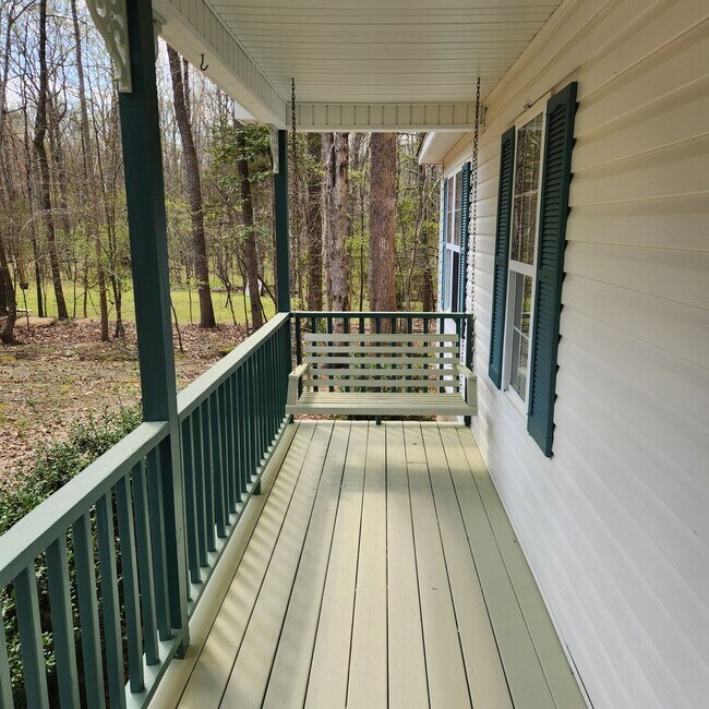 Foto del edificio - 3 Bedroom House for Rent Youngsville