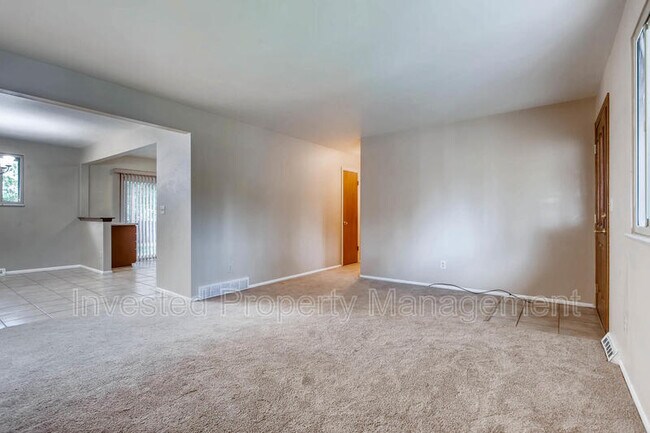 Building Photo - 7626 S Ingalls St