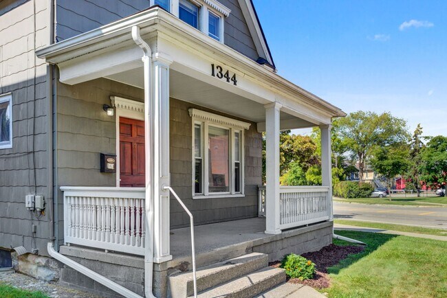 Foto del edificio - 1344 Wilmot Ct