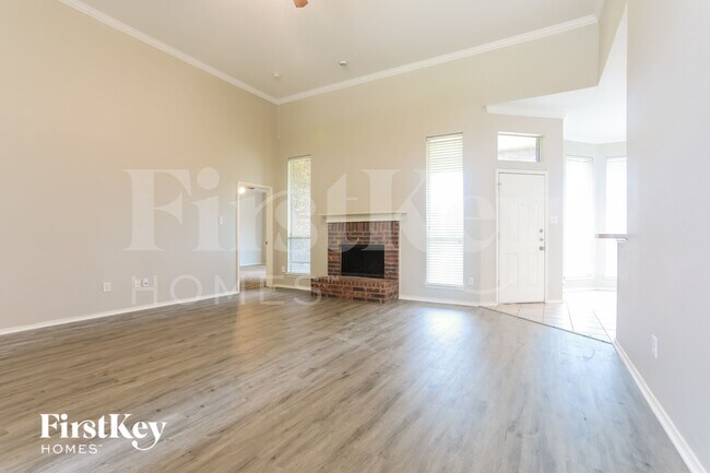 Foto del edificio - 1731 Vista Ridge Dr W