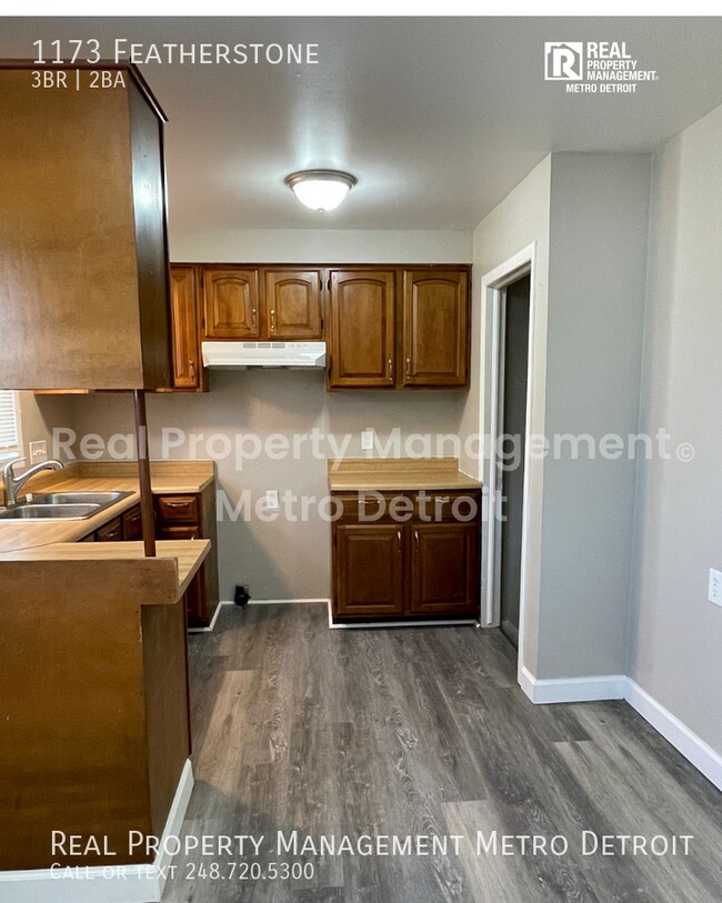 Foto del edificio - 1173 Featherstone-