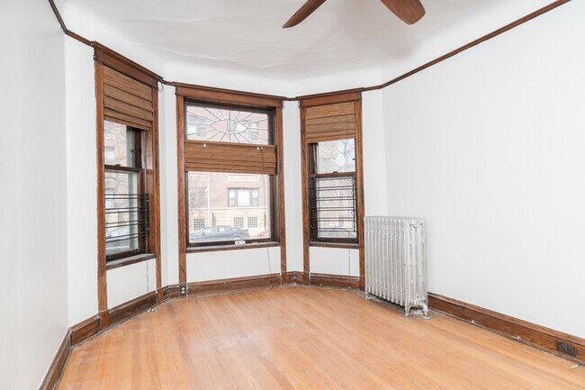 Foto del edificio - 1223 W Gunnison St