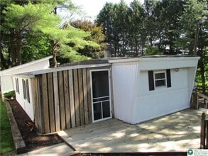 Building Photo - 713 Engler Rd