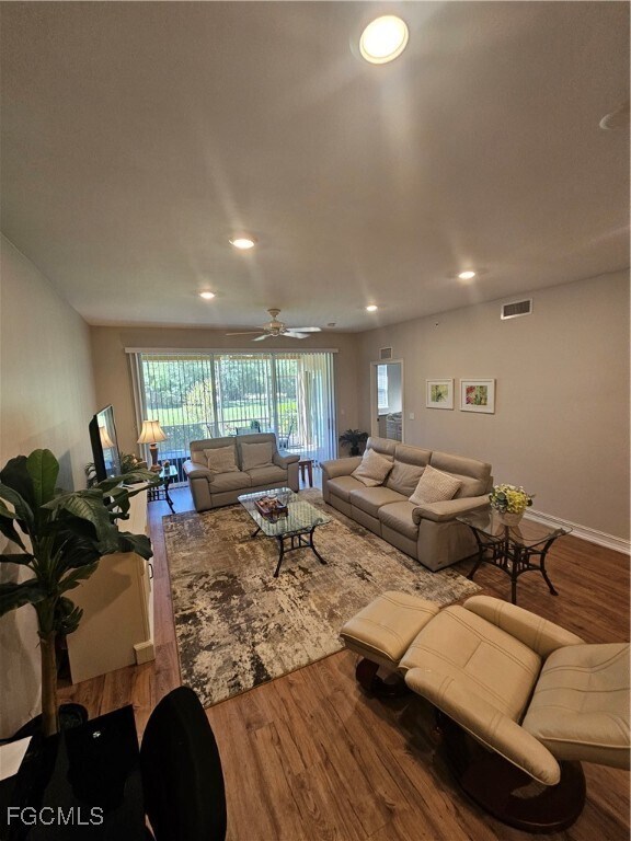 Building Photo - 10530 Amiata Way