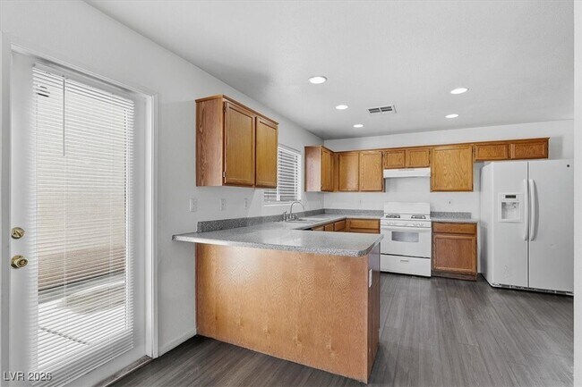 Foto del edificio - 5225 Paradise Valley Ave