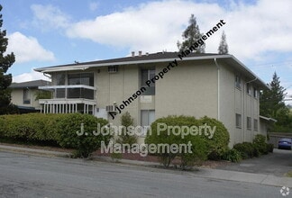 Building Photo - 136 Blue Ridge Dr