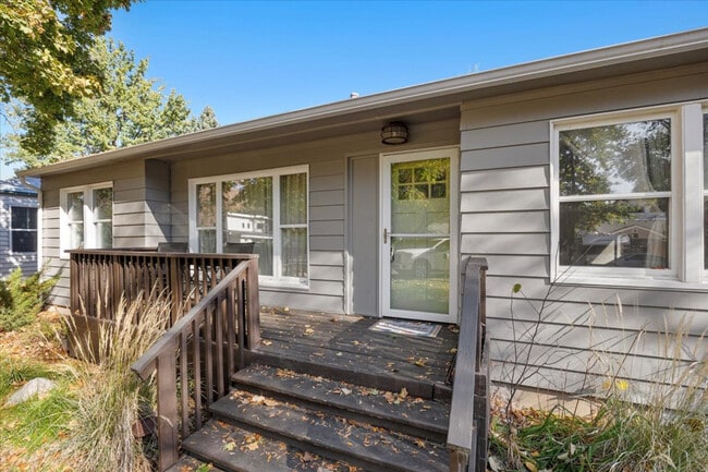 Building Photo - 2600 N 29th St