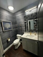 Building Photo - 10530 Lake Vista Cir