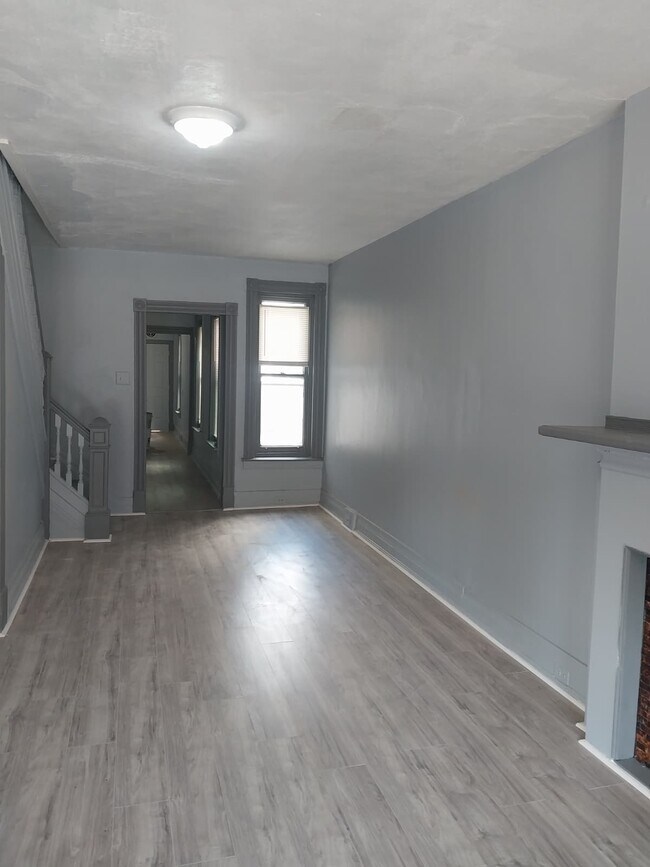 Building Photo - 1231 Buttonwood St