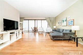 Building Photo - 4999 Kahala Ave