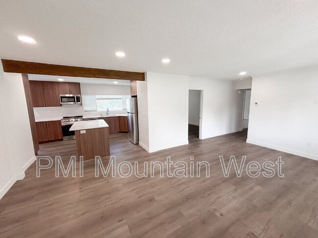 Foto del edificio - 985 Horsley Cir