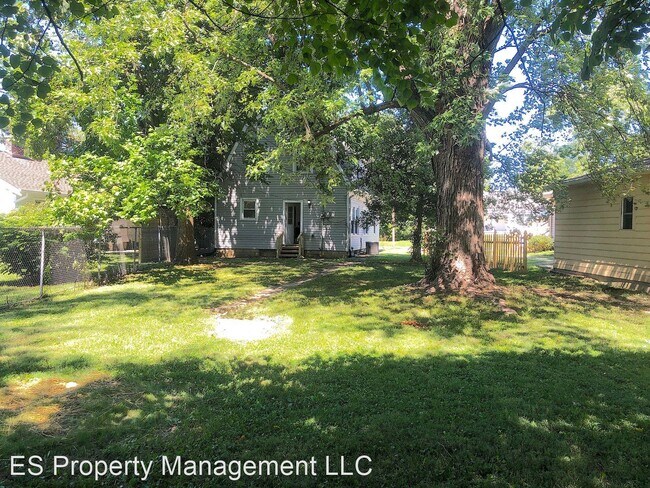 Building Photo - 3 br, 2 bath House - 1251 E Markwood Ave.