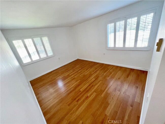 Building Photo - 474 Calle Cadiz