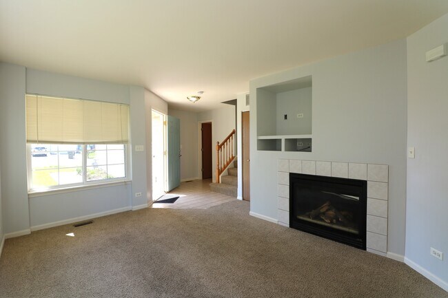 Building Photo - 3020 Ronan Dr