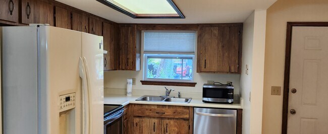 Foto del edificio - 35097 Whispering Oaks Blvd