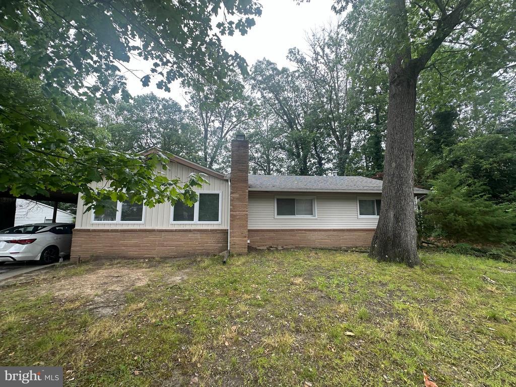 Foto principal - 956 N Main St